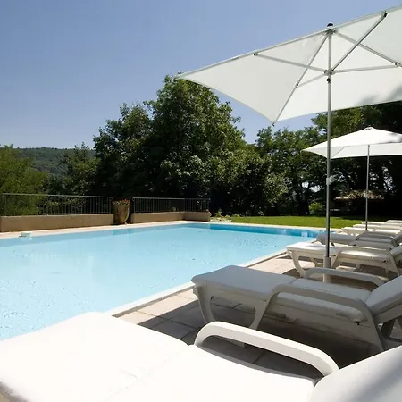 Chateau De La Tour Du Puits Hotel