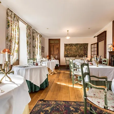 Hotel Chateau De La Tour Du Puits 4*