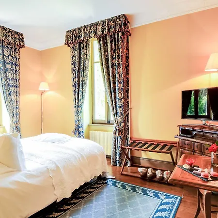 Chateau De La Tour Du Puits 4*
